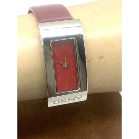 DKNY Women's Watch NY4747 Quartz Red Dial Tank 21x43mm Leather Strap - Picture 10 of 13
